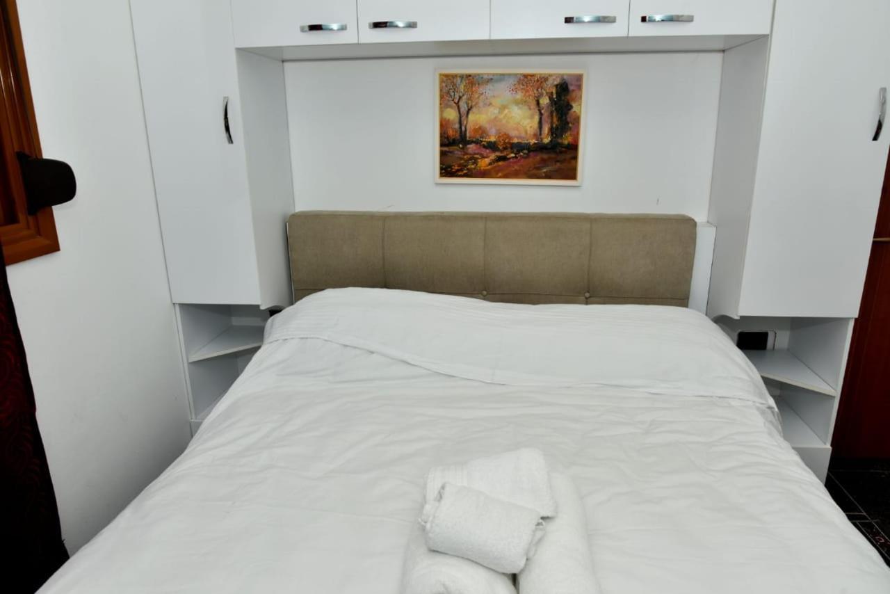 Villas Apartments Shahaj Vlore Luaran gambar